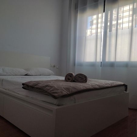 Ap4Us B1 - Apartment For Us - Sightseeing & Beach Near To Barcelona Μπαδαλόνα Εξωτερικό φωτογραφία