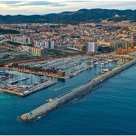 Ap4Us B1 - Apartment For Us - Sightseeing & Beach Near To Barcelona Μπαδαλόνα Εξωτερικό φωτογραφία